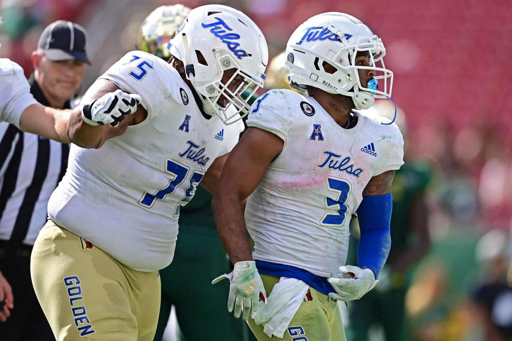OL Dante Bivens
